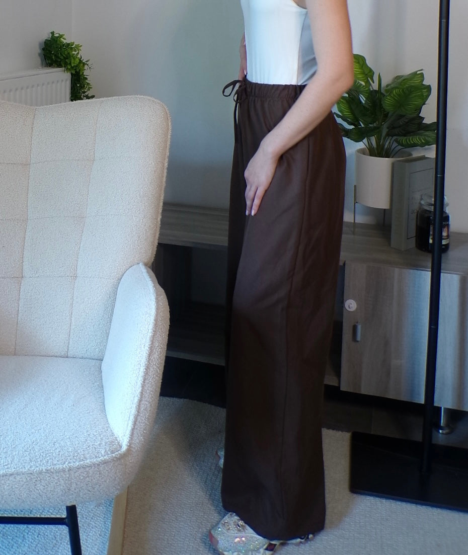 Pantalon large avec cordon de serrage - marron