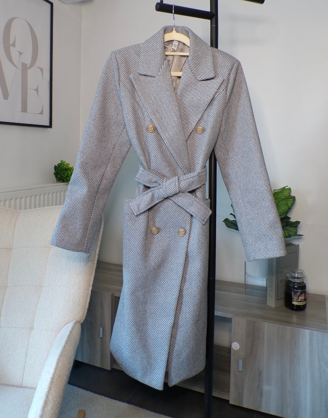 Manteau à chevrons avec ceinture (gris)