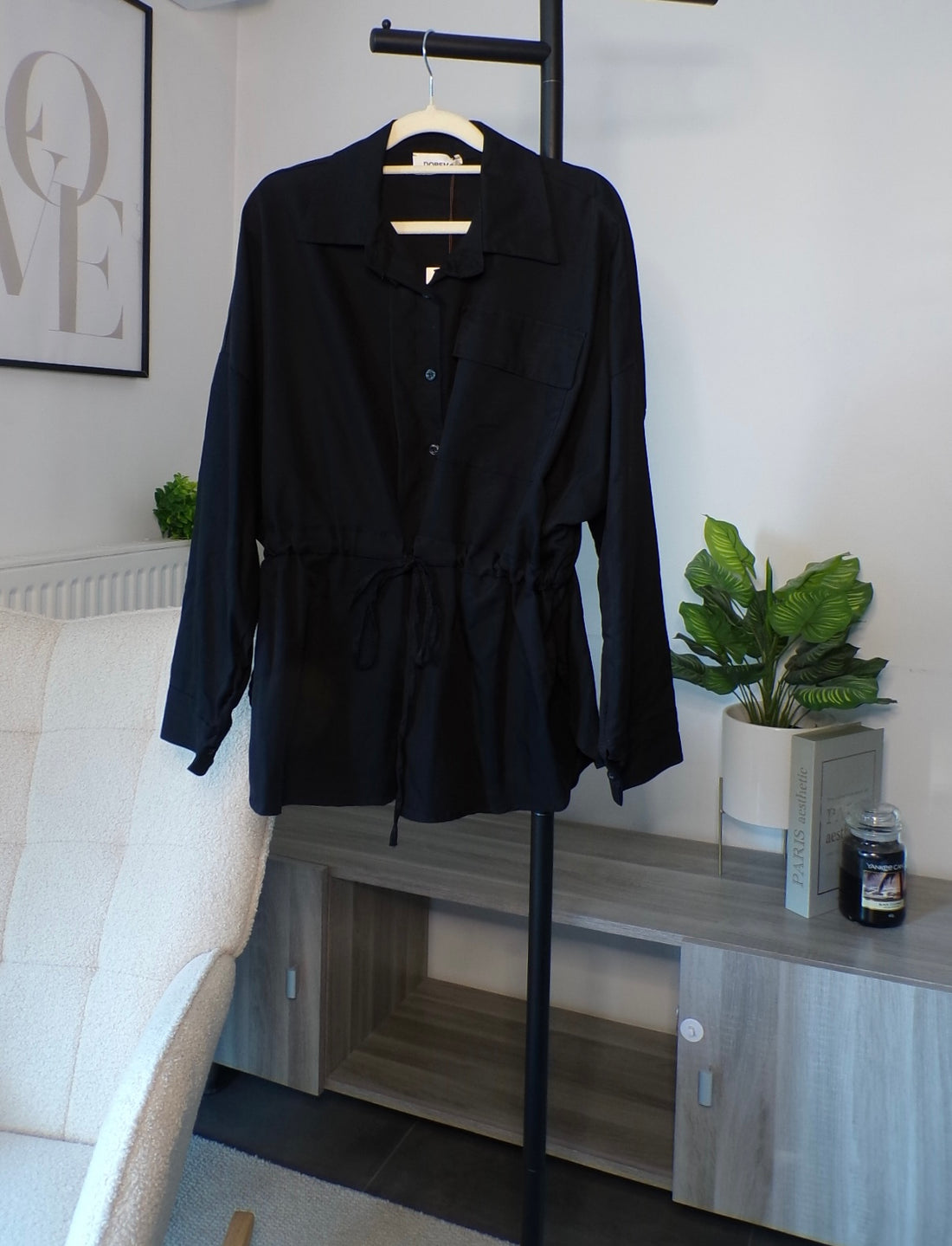 Ensemble chemise nouée à la taille & pantalon large noir
